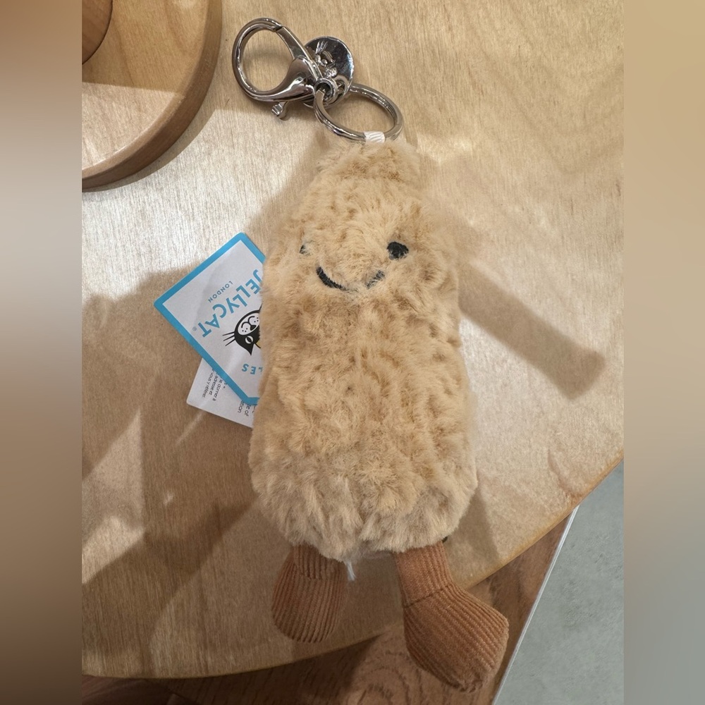 Peanut Jellycat Keychain - Picture 2 of 3
